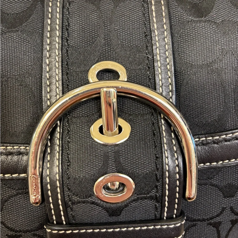 Coach soho 10297 signature shoulder bag with dust bag - Picture 11 of 16